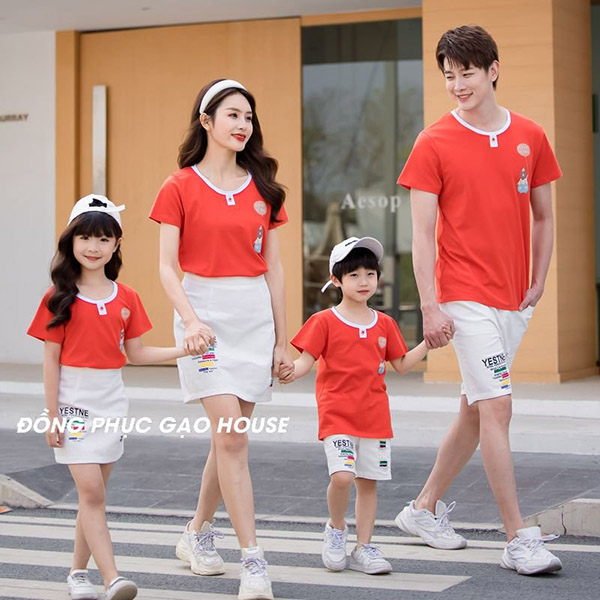 áo gia đình màu cam bắt mắt