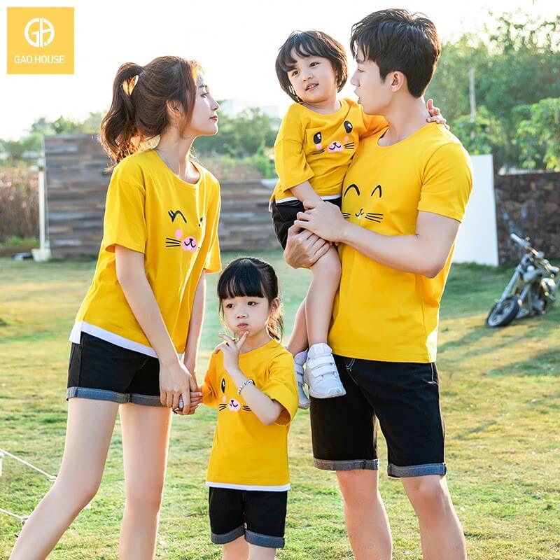 2_áo gia đình mùa hè họa tiết mèo dễ thương AGD0013 màu vàng
