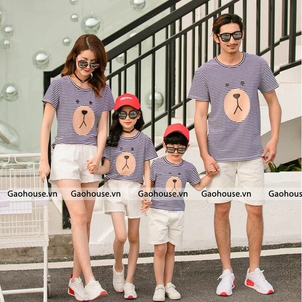 Set áo gia đình kẻ sọc ngang 4 người in hình mặt gấu lầy dễ thương