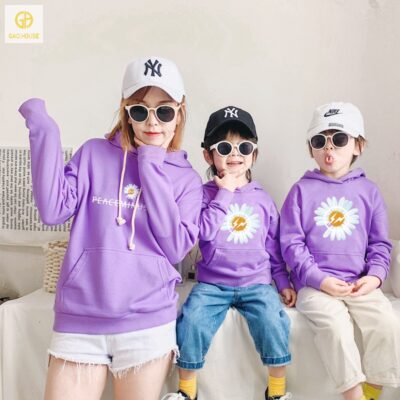 Áo gia đình 3 người mùa đông in hoạ tiết hoa cúc màu tím