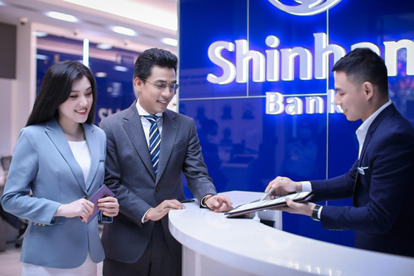 Shinhan Bank là ngân hàng có vốn đầu tư nước ngoài 100%