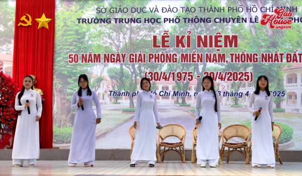 áo dài đồng phục chuyên lê hồng phong