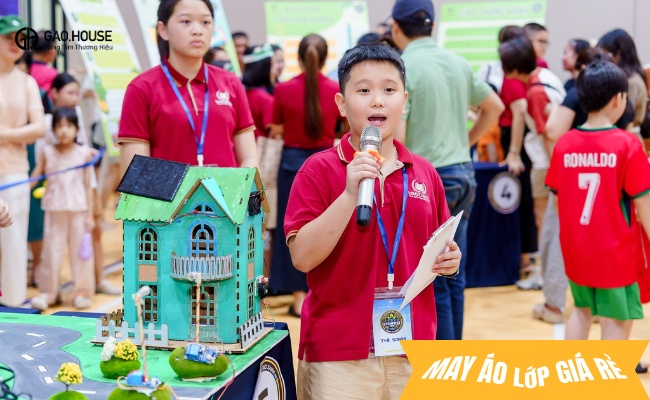Biểu tượng và huy hiệu trên đồng phục
