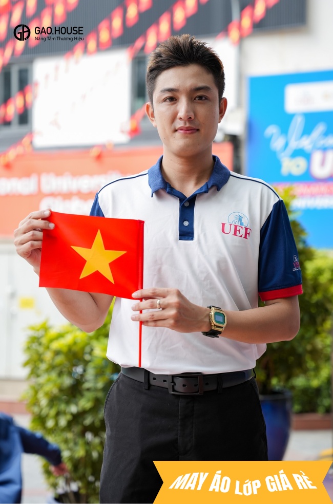 Đặt may áo phông đồng phục trường đại học UEF