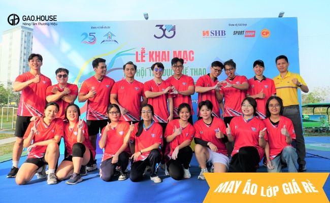 Đặt may đồng phục đại học quốc gia tphcm