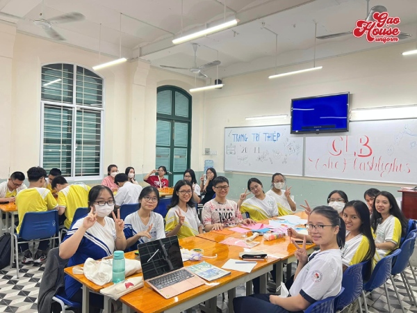 đồng phục áo nhóm trường lê quý đôn