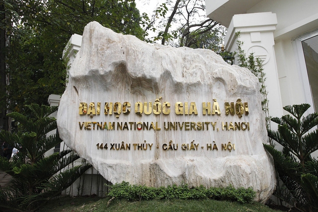 Đồng phục đại học quốc gia Hà Nội