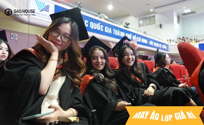 đồng phục đại học quốc gia