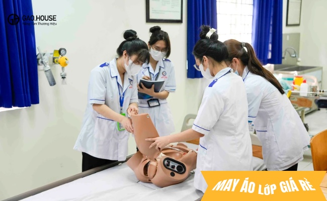 Đồng phục khoa dược tphcm đại học ump