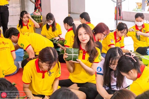 đồng phục nữ học viên hàng không