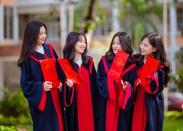Đồng phục trường công nghiệp thực phẩm tphcm