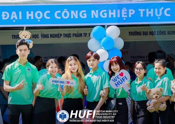 Đồng phục trường đại học công nghiệp thực phẩm tphcm