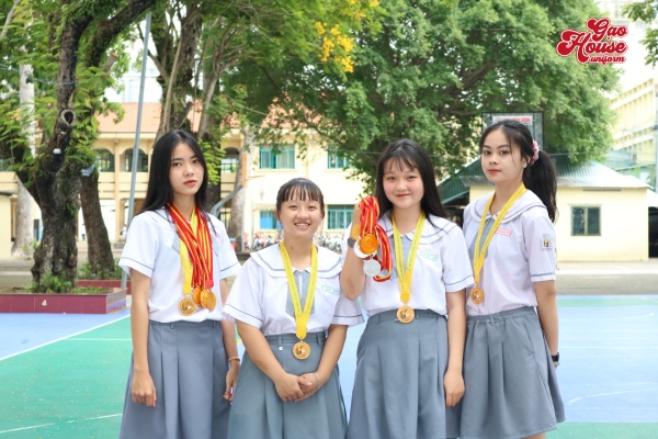 đồng phục trường thpt hùng vương