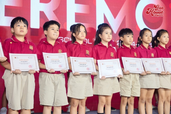 đồng phục việt úc