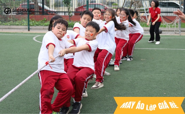 May đồng phục trường iSchool