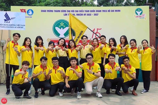 may đồng phục vaa