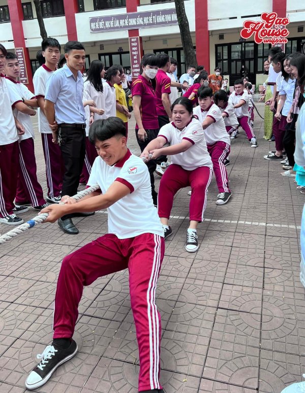 áo đồng phục thể dục trường Ngô Thời Nhiệm