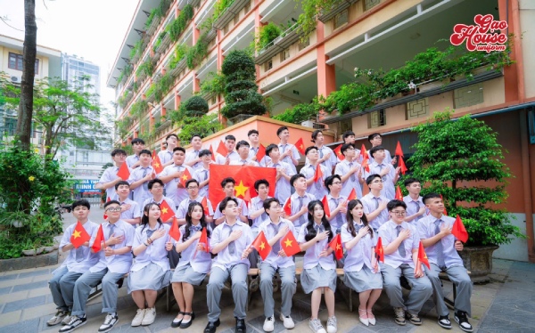 áo đồng phục trường cao đẳng công thương hà nội