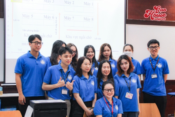 áo polo đồng phục đại học quốc tế tphcm
