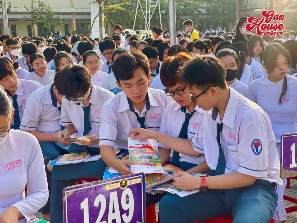 áo sơ mi đồng phục trường thpt lê minh xuân