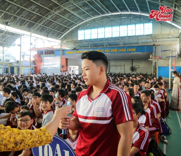 chất vải may đồng phục trường nguyễn công trứ gò vấp