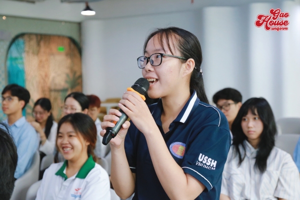 Đồng phục áo polo trường Đại học Khoa học Xã hội và Nhân văn