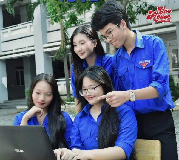 đồng phục đoàn thanh niên trường võ văn kiệt