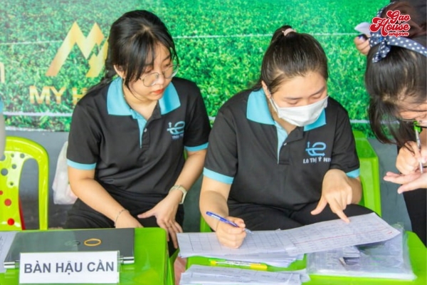 Đồng phục Giao thông vận tải TPHCM Khoa Kinh tế vận tải