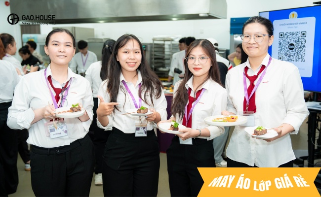 Đồng phục hutech giúp nâng cao kỷ luật và tự cường