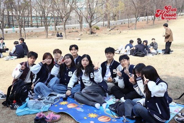 đồng phục mùa đông trường Đại học Quốc gia Seoul