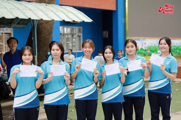 đồng phục thể dục Đại học Thủ Dầu Một