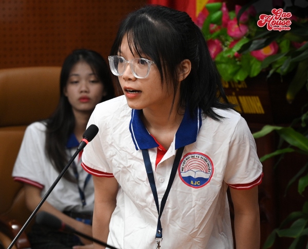 đồng phục trường ajc