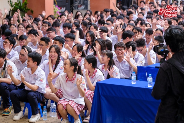 Đồng phục trường THPT Trần Hưng Đạo Gò Vấp