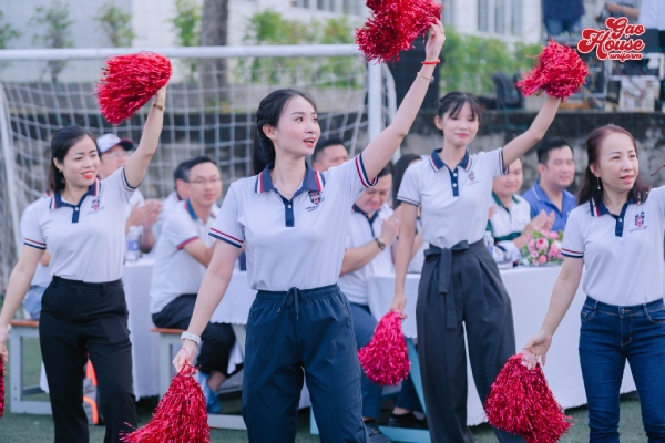 mẫu áo polo đồng phục trường hub