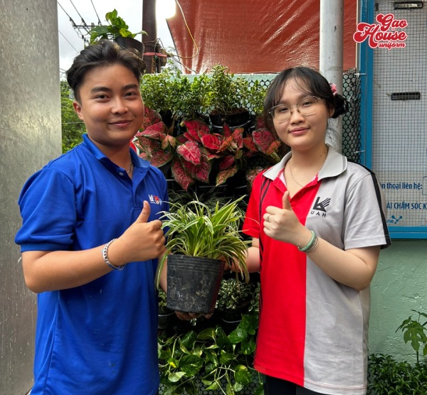 màu sắc đồng phục uah