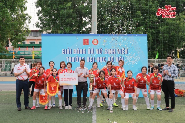 may áo đồng phục CLB đại học hà nội