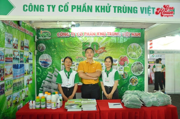 Quy định mặc đồng phục Đại học Nông Lâm TP HCM